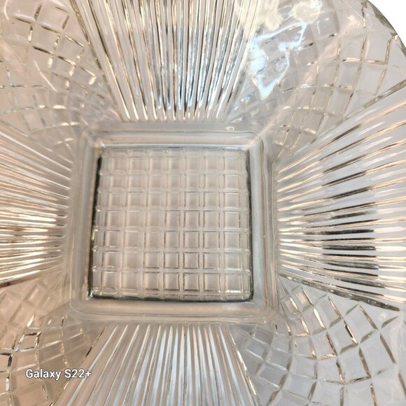 Vintage Clear Pressed Glass Square Serving Bowl With Ribbed & Diamond Pattern Sc - Picture 6 of 7